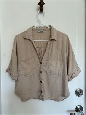 Zara Taupe Button-Front Boxy Shirt